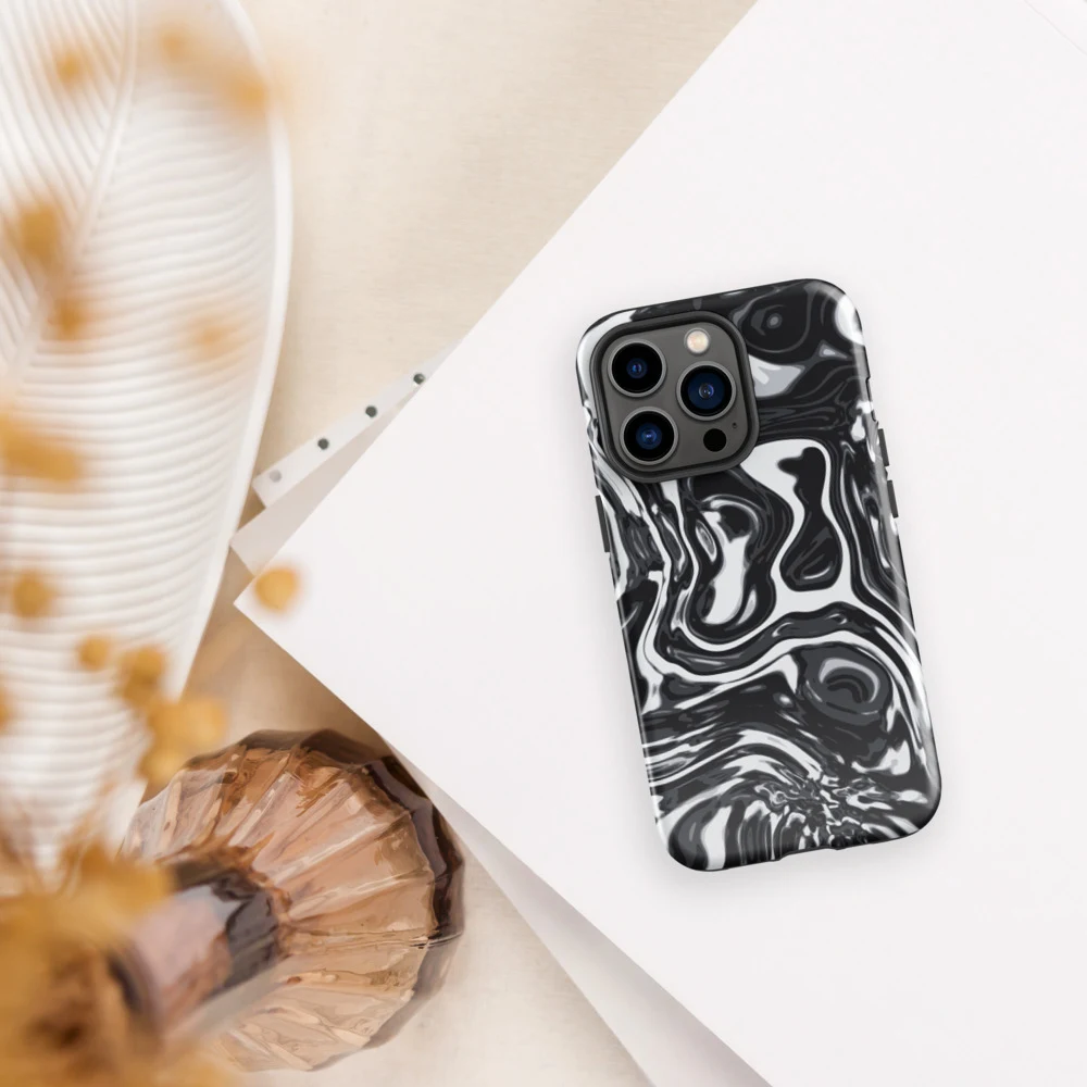 Funda reforzada premium para iPhone, diseño Metal líquido oscuro en iPhone 17 Pro Max: ambiente