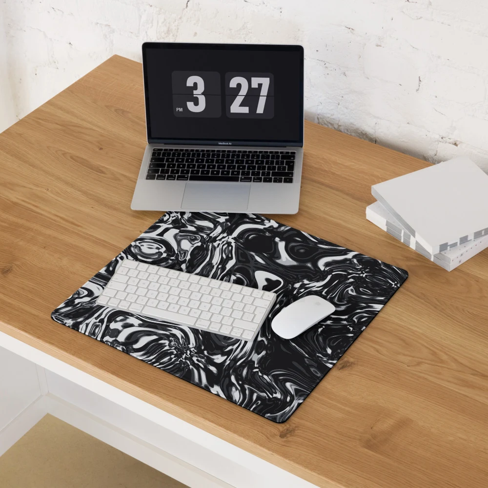 Alfombrilla gaming premium, diseño Metal líquido oscuro en 46 × 41 cm: ambiente